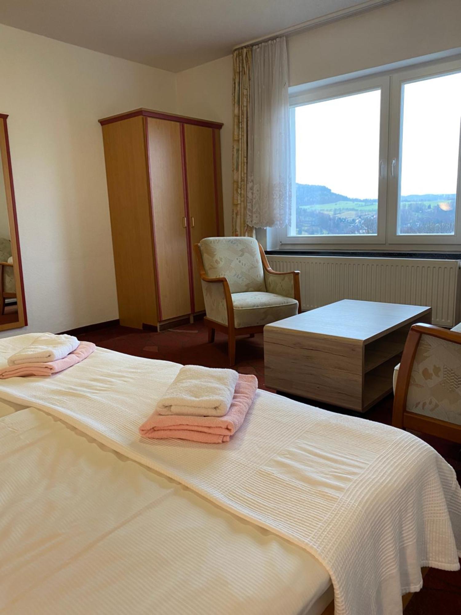 Panoramahotel Lilienstein Konigstein an der Elbe Room photo