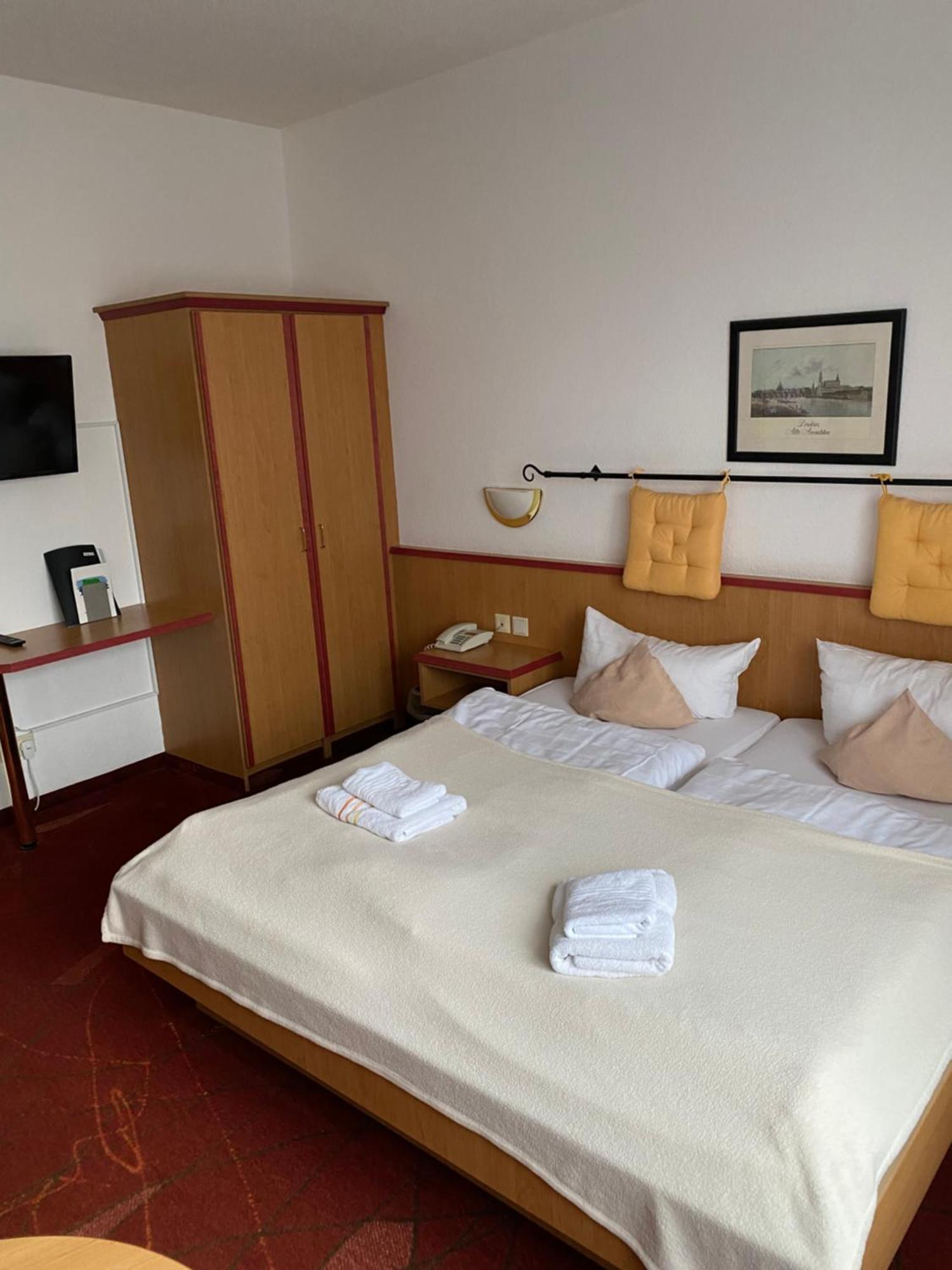Panoramahotel Lilienstein Konigstein an der Elbe Room photo
